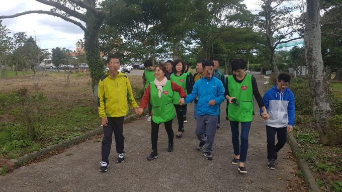 제주 - 제주애덕의집 찾아 어머니사랑봉사단 나들이봉사(10.11) 사진